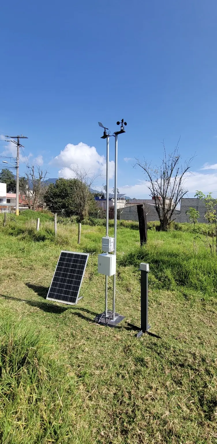 Vista panorámica del nodo AegisBT en un terreno de prueba